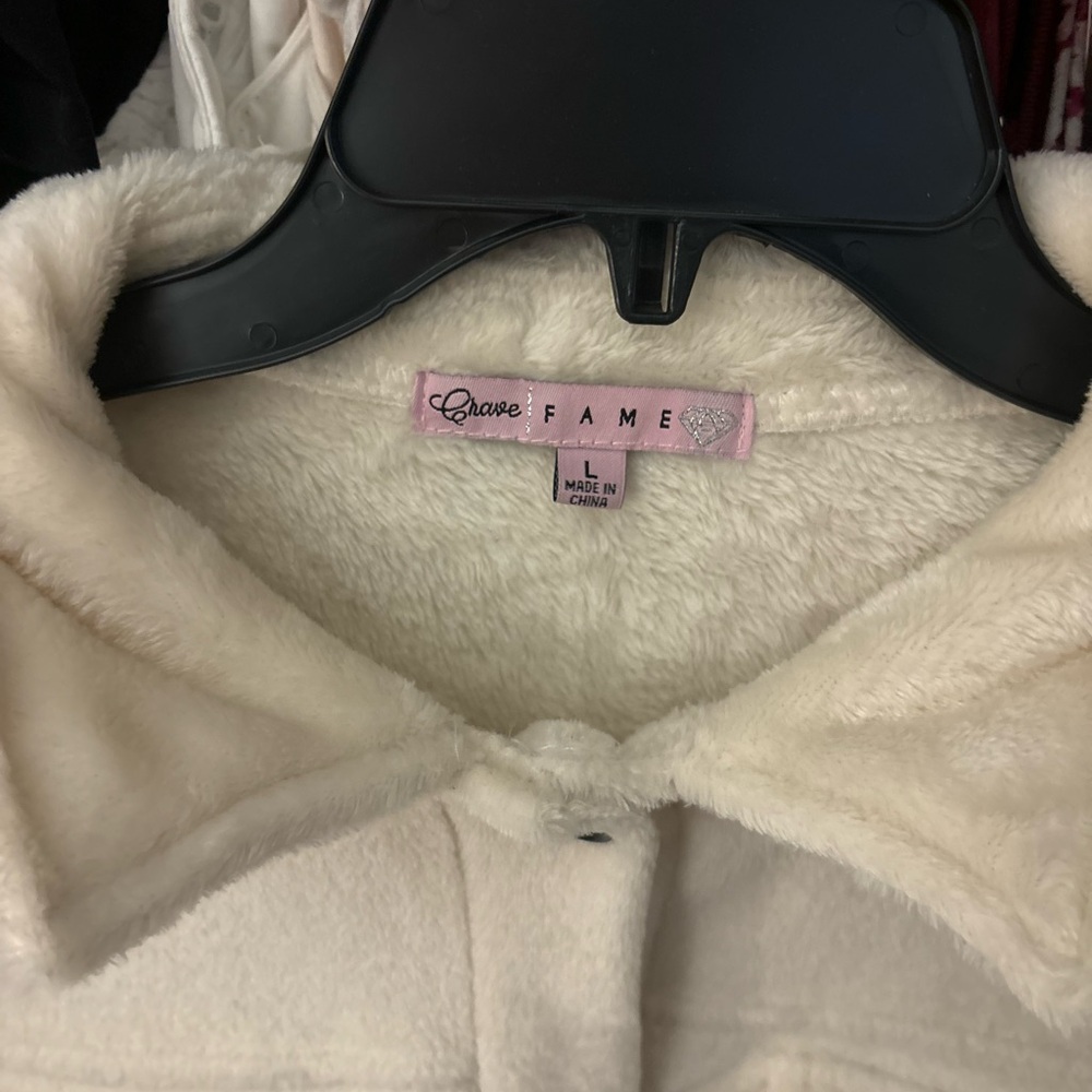 Button-Up Jacket - Picture 4 of 4
